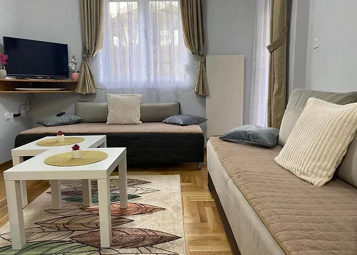 アパート Amica *