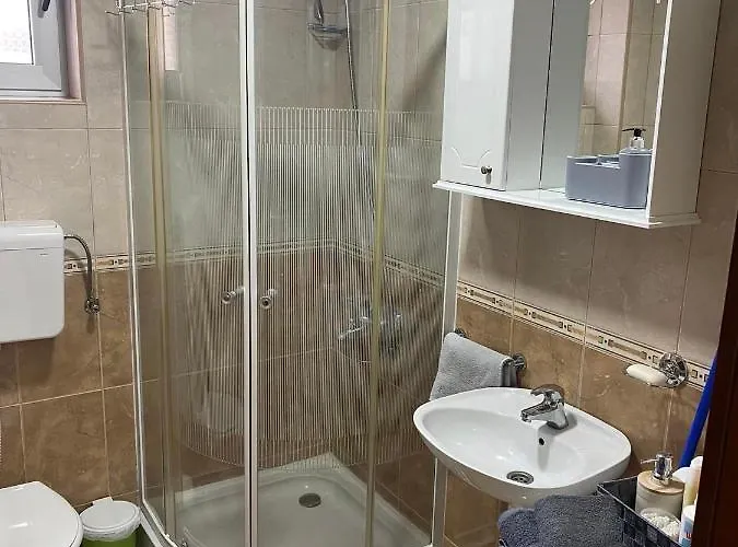 アパート Amica *